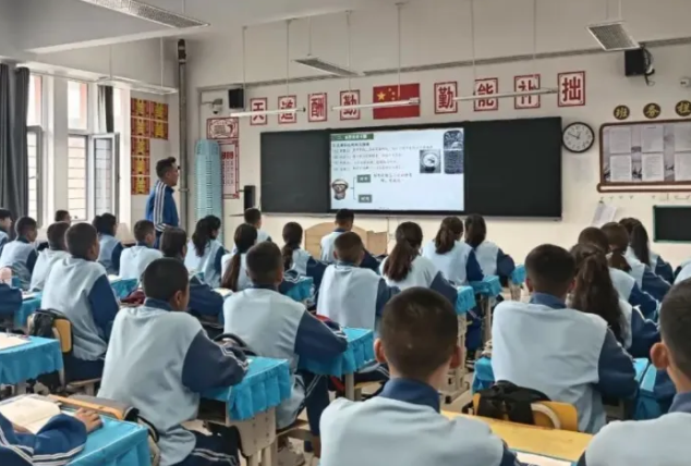 公平的基础教育系统让孩子在各个阶段都能享受到有质量的教育