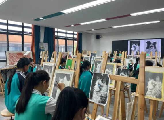 不只硬件条件提高教学质量也日新月异教育服务更加公平可及