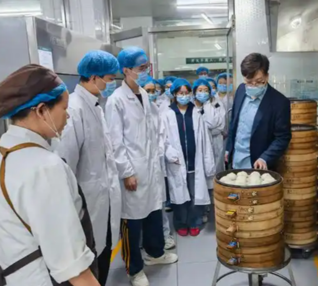 高等教育结构布局中心城区和新区高等教育资源集聚区格局根本形成